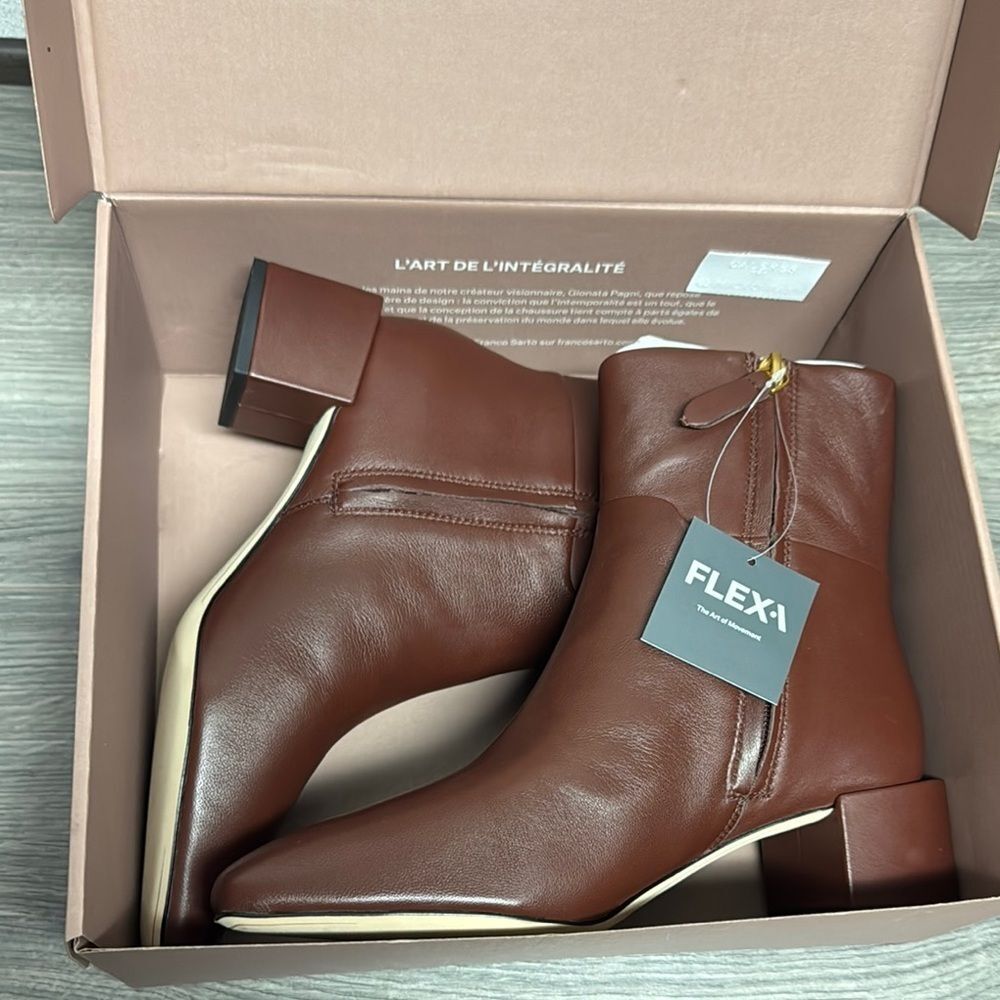 Franco Sarto Flexa Fabiene Bootie - Picture 2 of 9